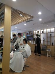 -简法造型·品牌形象店