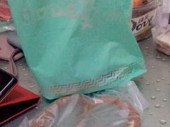 -Dough&Joe团憩(瑞虹天地月亮湾店)