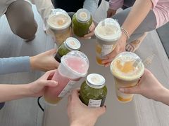 -喜茶(杭州滨江宝龙店)