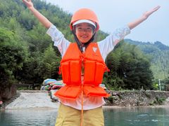 -安吉龙王山峡谷漂流