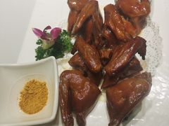 招牌乳鸽-千百味红餐厅·江西菜(绿地双子塔店)