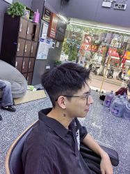 -藤野造型专业烫染接发