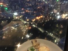 -悉尼塔旋转餐厅