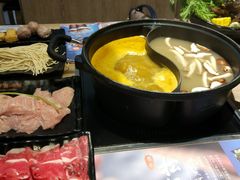 -呷哺呷哺(哈尔滨红博购物广场店)