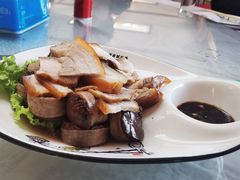 自制血肠花肉-鸿运美食府