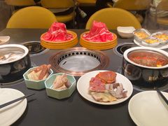-钱小奴海鲜自助黑金店(杭州滨江龙湖店)