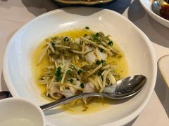 雪菜竹笋丝蒸黄鱼柳-南麓·浙里(外滩店)