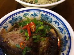 -张一品食府