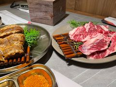 -草家酱蟹炭火烤肉店(珲春南路一店)