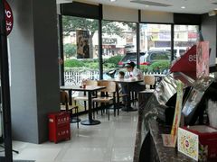 -85度C(生甜甜圈研究工坊·上海平凉店)