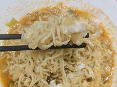 康师傅香辣方便面-老陶包子铺(南大西南村店)