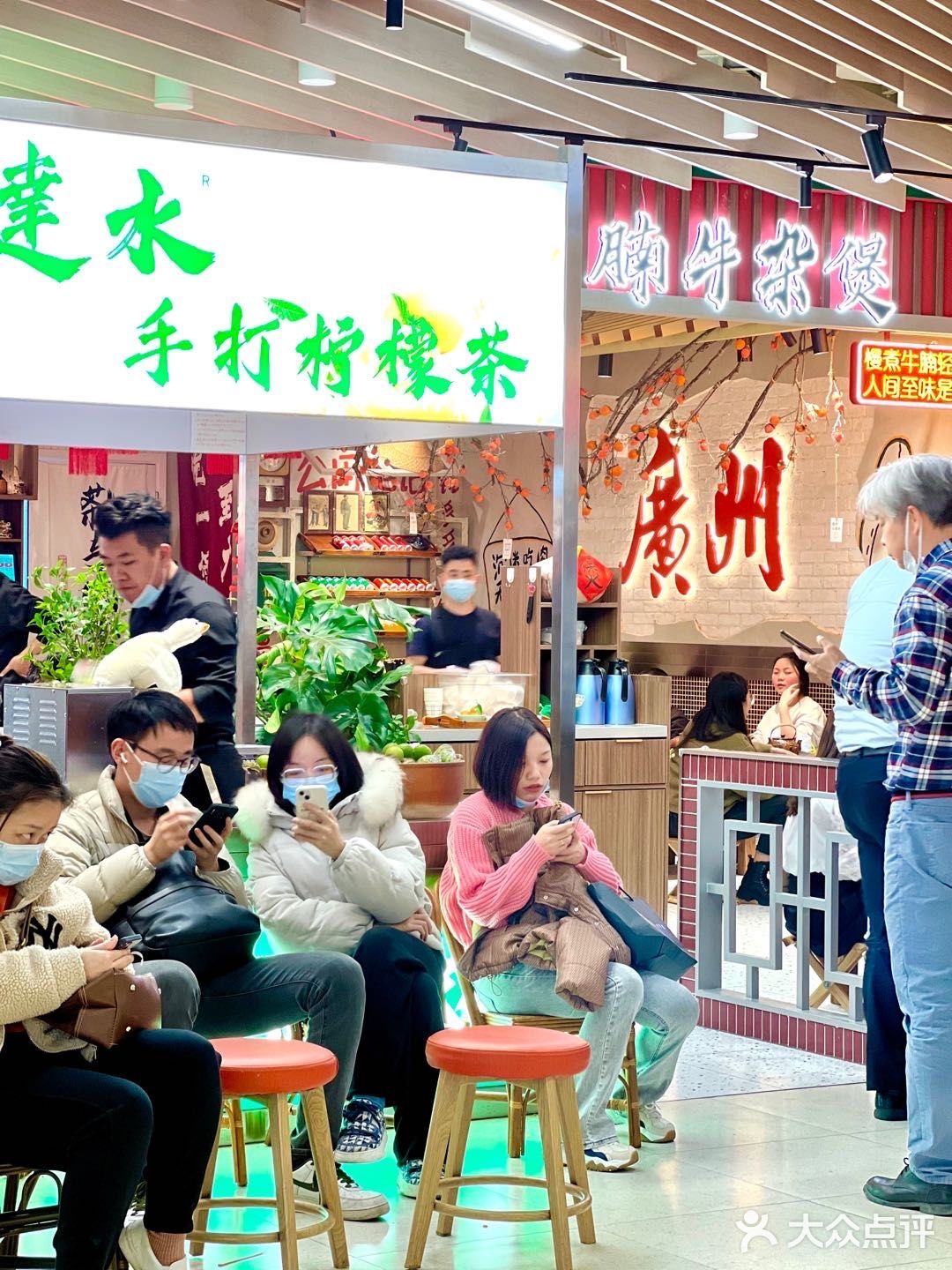 魔都探店｜广式风味牛腩牛杂煲无敌香