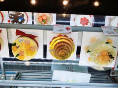 -花花卷卷·鲜食蛋糕(静安久光百货店)