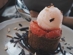 -ROAST coffee & eatery