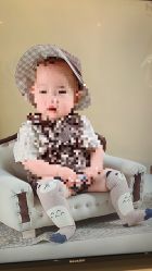 -亲吻宝贝儿童摄影
