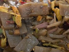 -丹水桥地锅鱼·翘嘴鲌·地方特色全鱼宴(丹江口大坝店)