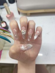 -瞧·享轻奢美甲美睫