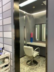 -AKOZO Beauty Salon