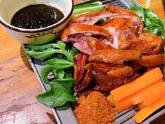 -老滇山寨•云南特色菜•地方菜•民族风情歌舞表演(金碧店)