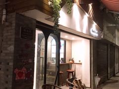 -Double cafe
