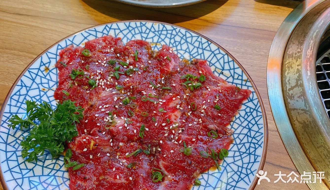 清河沉浸吃肉的快乐来咯！