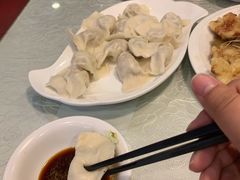猪肉酸菜水饺-黄家饺子东北特色菜馆(湖滨商业街店)