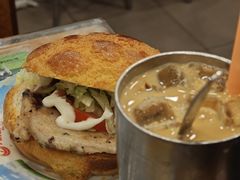 猪扒菠萝包-金华冰厅