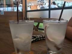 椰子水-ROAST coffee & eatery