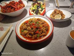 麻辣小炒牛蛙-叶派龙虾•招牌香辣蟹·海鲜(中海国际店)