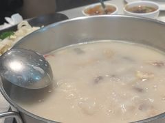 -煲王粤菜餐厅(中侨中心店)