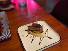 煎鹅肝配黄桃和树莓酱-帕歌西班牙餐厅paco tapas
