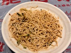 -肥肥虾庄·金牌油焖大虾(杨园滨江时代walk店)