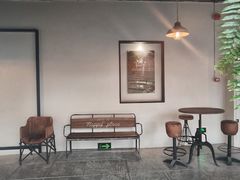 -喜洲吧·江畔老船厂·庭院餐厅(喜临院店)