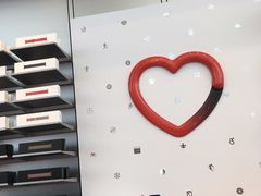 -Apple零售店(华贸购物中心店)