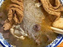 -叶新小吃店(来凤小区总店)