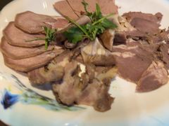 -老白肉馆(临江小区店)
