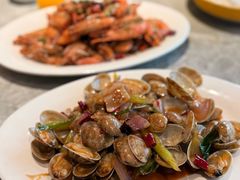 -覃记海鲜美食餐厅