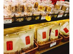 -汪玉霞(汉口里店)