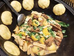 -袁小二大东北铁锅炖(吉祥村总部)