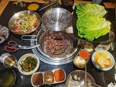 -韩烧牛中牛·甄选黑牛烤肉(黑金店)