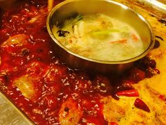 -山城年华老火锅(玉林店)
