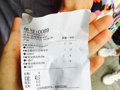 -沪上阿姨鲜果茶(世茂广场宽厚里店)