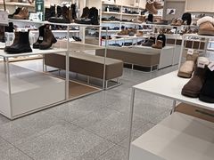 -hotwind热风(中贸广场店)