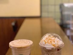 -星巴克臻选(成都环球乐天店)