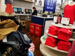 -GAP(王府井奥莱·香江小镇店)