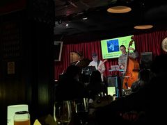 -东岸Cafe 爵士俱乐部