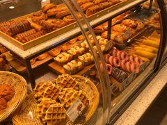 -巴黎贝甜(大宁国际商业广场店)