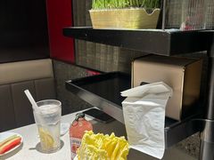 -海底捞火锅(巴黎春天浦建店)
