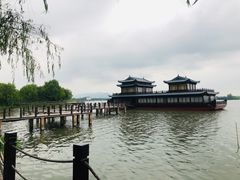 -洛漾舸船宴餐厅(洛漾半岛店)