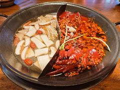 -萍姐火锅·公路夜市(武汉首店)